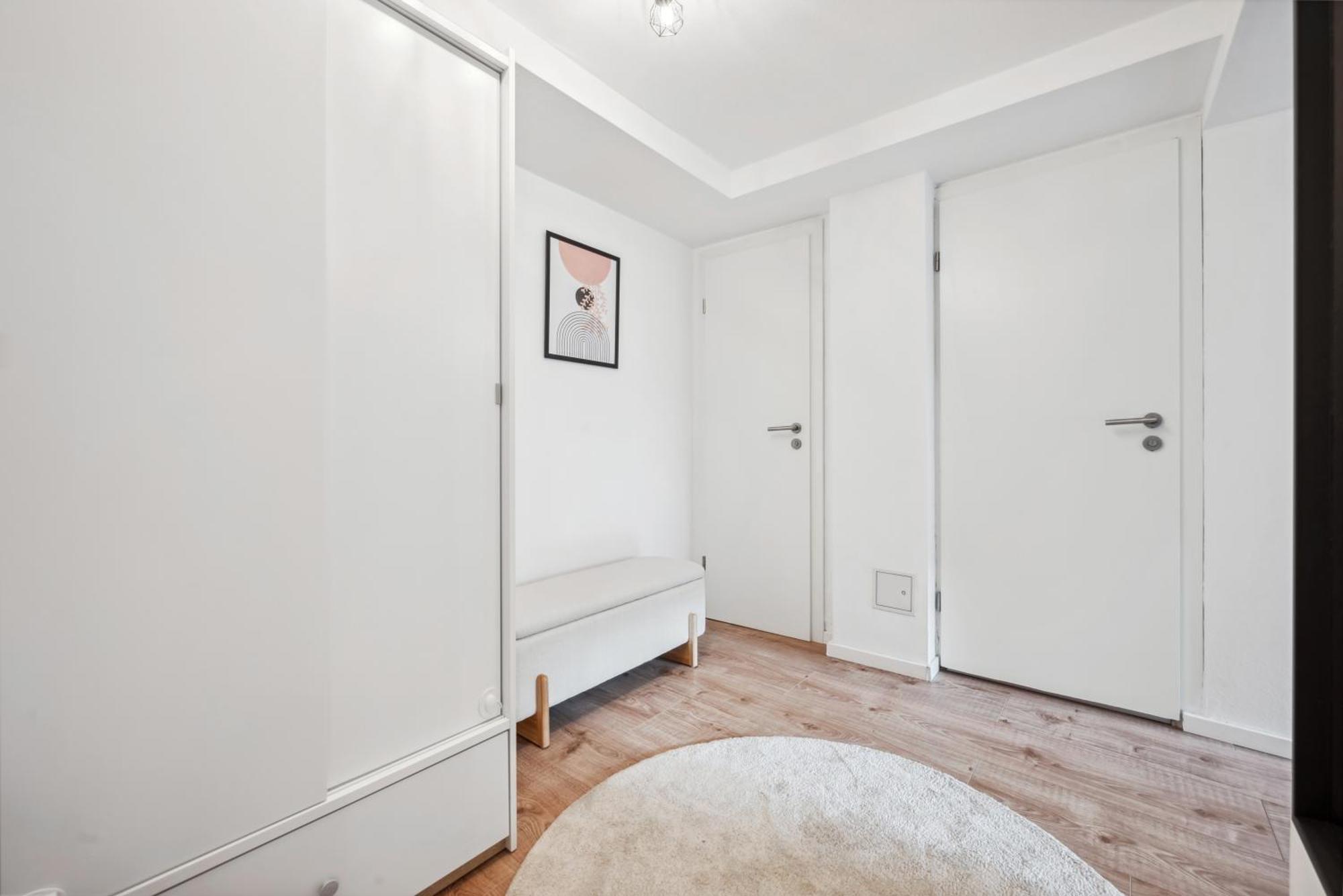 Malu Rooms - Ruhige Lage, Erdgeschoss, Smarttv, Netflix, 24H Checkin, Ludwigsburg Exteriör bild